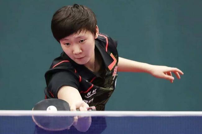 更是中国足 更是中国足