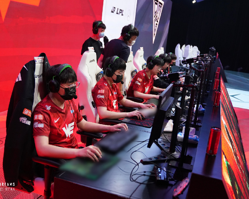 军不仅仅关 军不仅仅关